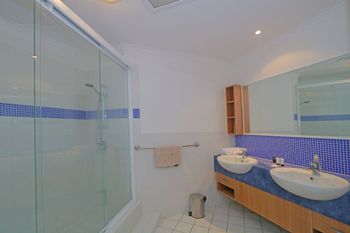 Pacific Royale Penthouse 311 - Hervey Bay Accommodation 2