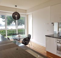 Beau Monde Apartments Newcastle Harbourside Apartment - Hervey Bay Accommodation