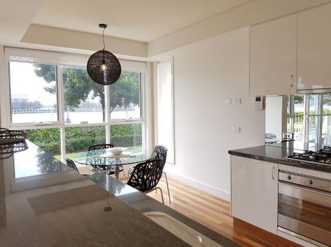Beau Monde Apartments Newcastle Harbourside Apartment - Hervey Bay Accommodation 0