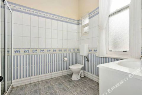 Rose Garden Spacious Family Home Near CBD - Tourism Hervey Bay 0