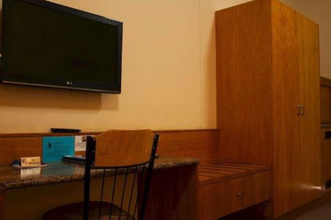 Mas Country Roma Explorers Inn Roma - Hervey Bay Accommodation 6