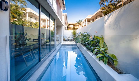 Aria Port Douglas Villas - Tourism Hervey Bay 3