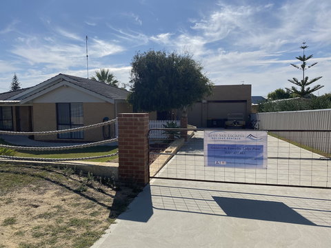 The Anchorage - Hervey Bay Accommodation 0