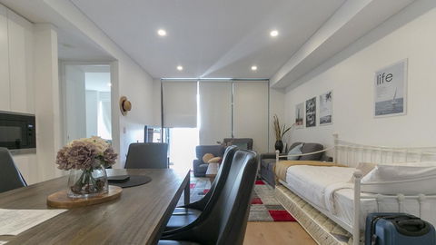 C16 Darling Harbour 2 BDR APT - Tourism Hervey Bay 4