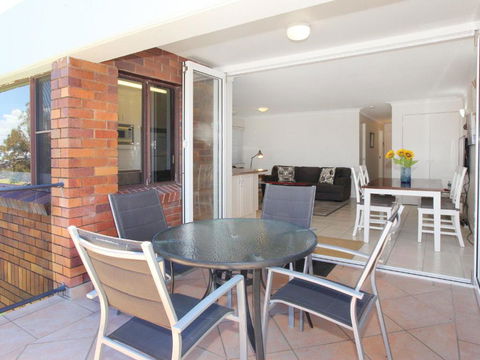 Maui 6 2 BDRM Apt On Parkyn Pde - Hervey Bay Accommodation 5