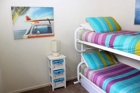 PACIFIC PALMS - Hervey Bay Accommodation 5