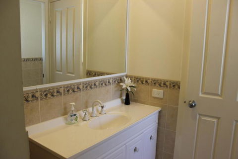 PACIFIC PALMS - Hervey Bay Accommodation 1