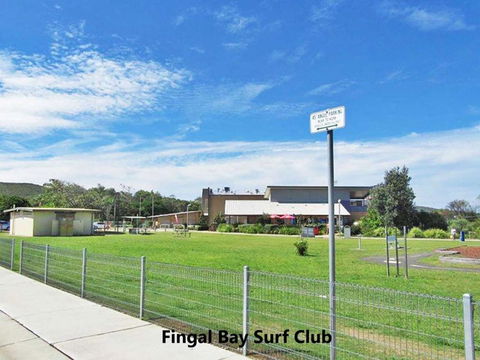 Barefoot 7 / 44 Marine Drive Fabulous Fingal Bay - Hervey Bay Accommodation 1