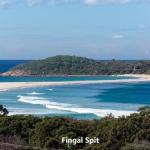 Barefoot 7 / 44 Marine Drive Fabulous Fingal Bay - Hervey Bay Accommodation 0