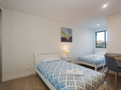 Unit 301 The Shoal 6 8 Bullecourt Street Air Con Walking To Local Shops & Beach - Hervey Bay Accommodation 4