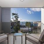 Unit 301 The Shoal 6 8 Bullecourt Street Air Con Walking To Local Shops & Beach - Hervey Bay Accommodation 0