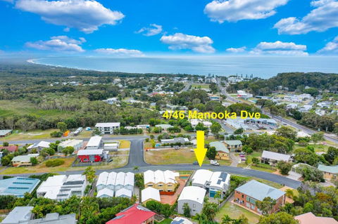 Rainbow Breezes 4 Rainbow Beach Townhouse With Breath Taking Ocean Views To Fraser Island - Tourism Hervey Bay 3