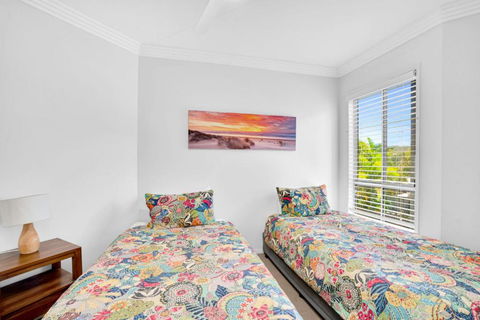Rainbow Towers 2 Rainbow Beach High On The Hill Panoramic Views Wi Fi - Hervey Bay Accommodation 5