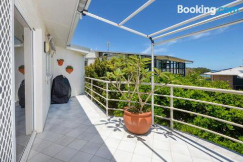 Ballantrae 8 Sawtell NSW - Hervey Bay Accommodation 3