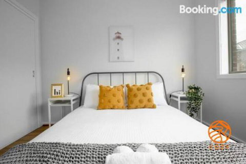 109Cozy Cranbourne Family House5Bed2Bath2Parking - Hervey Bay Accommodation 3