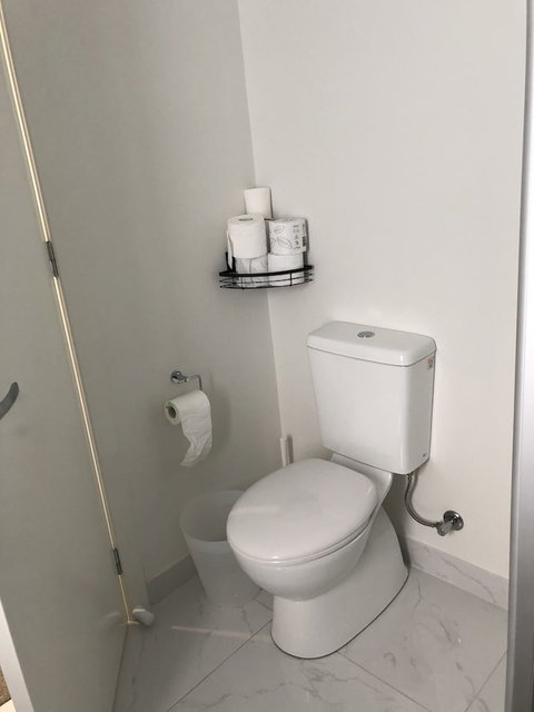 Apple House Upper Point Cook - Hervey Bay Accommodation 1