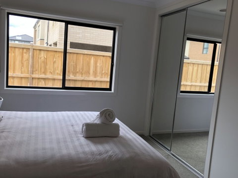 Apple House Upper Point Cook - Hervey Bay Accommodation 2