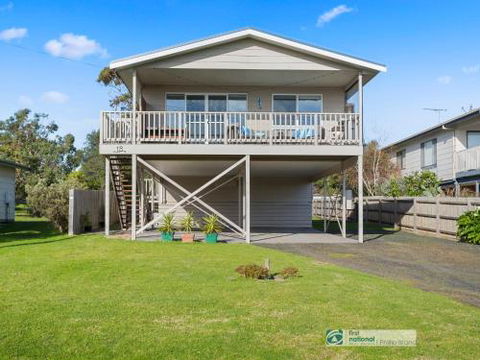 13 Seacombe Grove Ventnor - Hervey Bay Accommodation 3