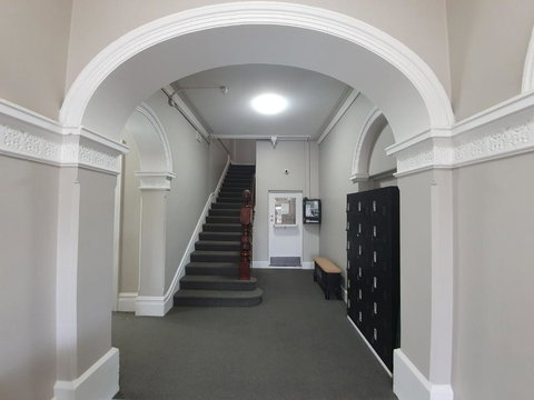 The Royal Hotel - Hervey Bay Accommodation 1