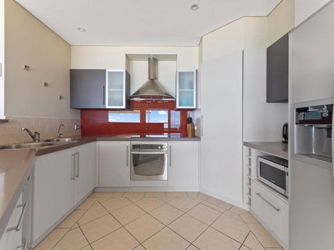 Aqua Shores Penthouse - Hervey Bay Accommodation 1