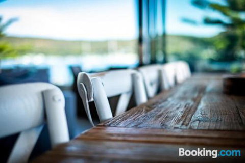 Beauty On Booker Bay - Hervey Bay Accommodation 3