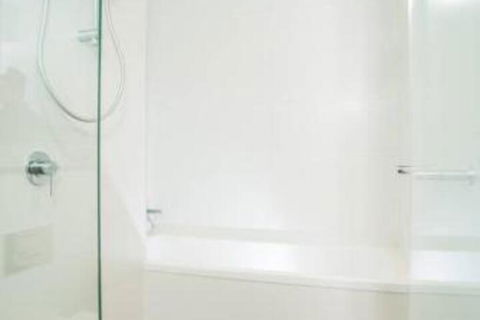 Perfect LocationCBD 2Bed2Bath APTParkingWifi - Hervey Bay Accommodation 4