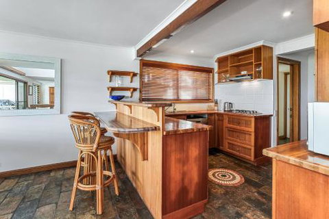 Private Tropical Oasis Marcus Beach - Hervey Bay Accommodation 4