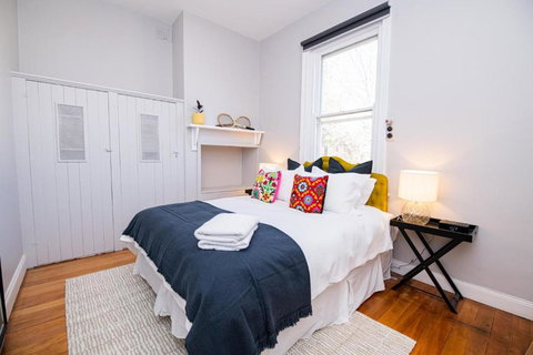 The Byng House Grand & Central Entertain 12 - Hervey Bay Accommodation 5