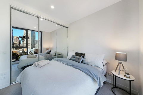 A Cozy & Stylish Suite Near Melbourne Central - Hervey Bay Accommodation 5