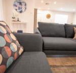 Contemporary Esprit with river reserve access - Hervey Bay Accommodation