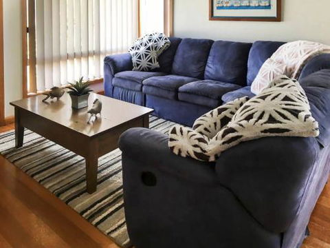 Rye 1 Sleeps 10 Great Weekender FREE WINE NETFLIX - Tourism Hervey Bay 0