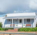 The Rested Guest 3 Bedroom Cottage West Wyalong - Hervey Bay Accommodation