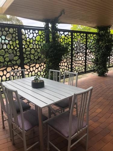 Granite Belt Cabins - Hervey Bay Accommodation 1