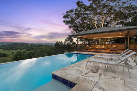 A PERFECT STAY Serene Myocum - Hervey Bay Accommodation 6