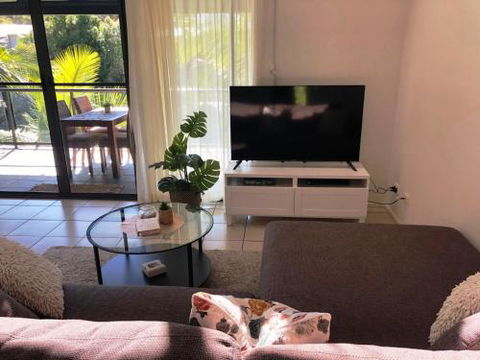 Baden 86 Rainbow Shores Walk To Beach Top Floor Air Conditioned Unit - Hervey Bay Accommodation 2