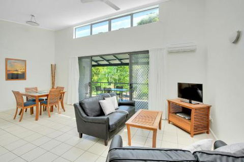 Baden 46 Rainbow Shores Walk To Beach Top Floor Air Conditioned Unit Pools - Hervey Bay Accommodation 0