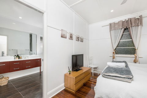 A PERFECT STAY - Aaloka Bay - Tourism Hervey Bay 6