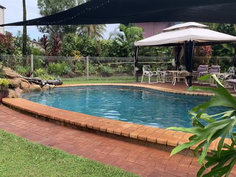 Ocean Breeze - Tourism Hervey Bay 0