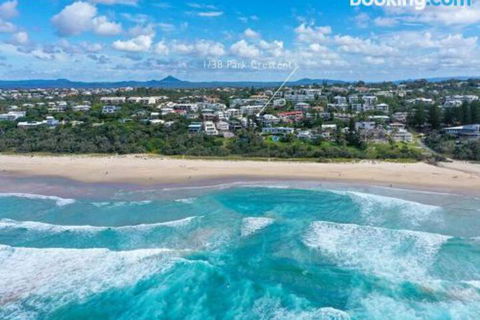 Ultimate Beachfront Living Sunshine Beach - Hervey Bay Accommodation 3