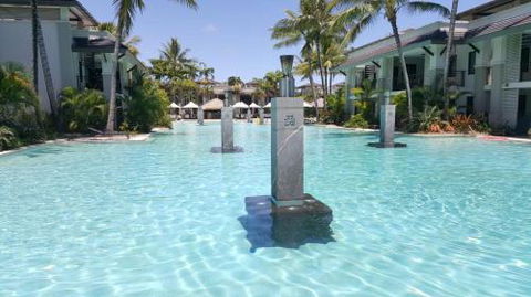 Sea Temple Port Douglas Swim Out Two Bathrooms Direct Pool Access - Tourism Hervey Bay 0