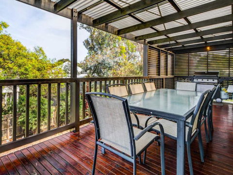 Art House - Hervey Bay Accommodation 6