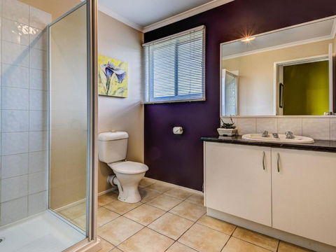 Art House - Hervey Bay Accommodation 4