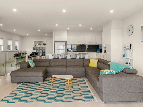 Swan Bay Views - Hervey Bay Accommodation 6