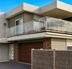 Swan Bay Views - Hervey Bay Accommodation