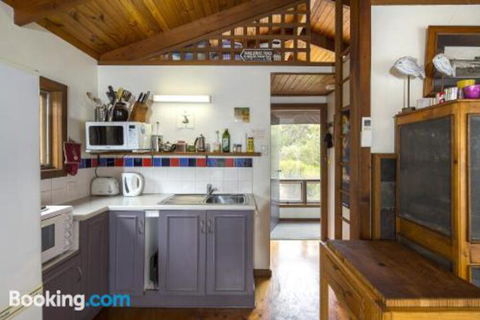Honeyeaters Hideaway In Vivonne Bay - Hervey Bay Accommodation 1