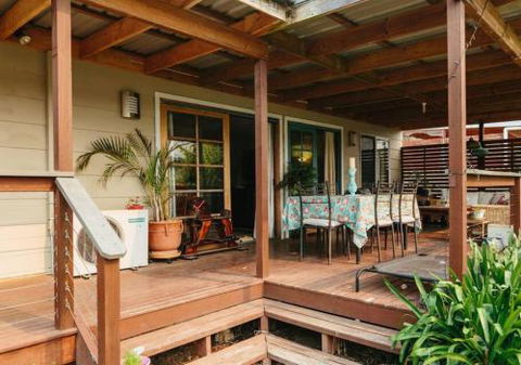 Comfortable Outdoor Entertaining Lake Walks - Hervey Bay Accommodation 0