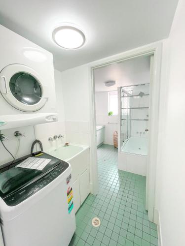 Sanctuary Shores 2 Bedroom Apartment - Tourism Hervey Bay 1