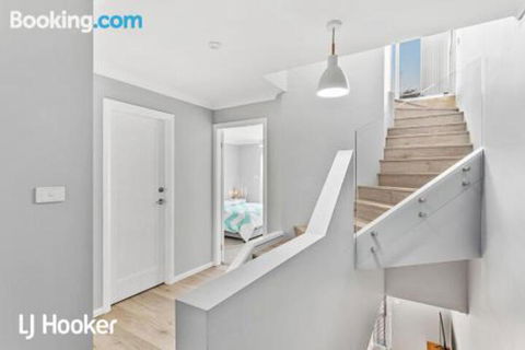 Little Beach Delight - Tourism Hervey Bay 0