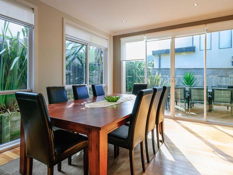 On Chapel - Hervey Bay Accommodation 2