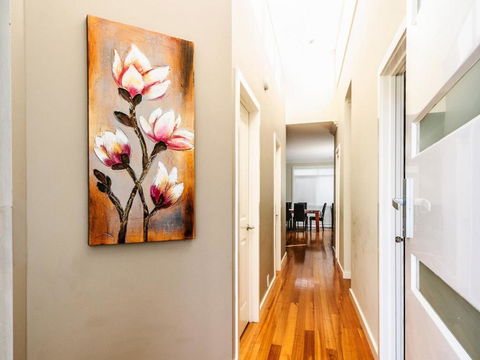 On Chapel - Hervey Bay Accommodation 5